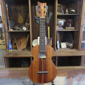 Kamaka HF-2 Concert
