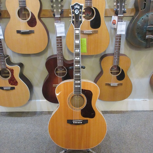 Guild F-55 Maple 2023