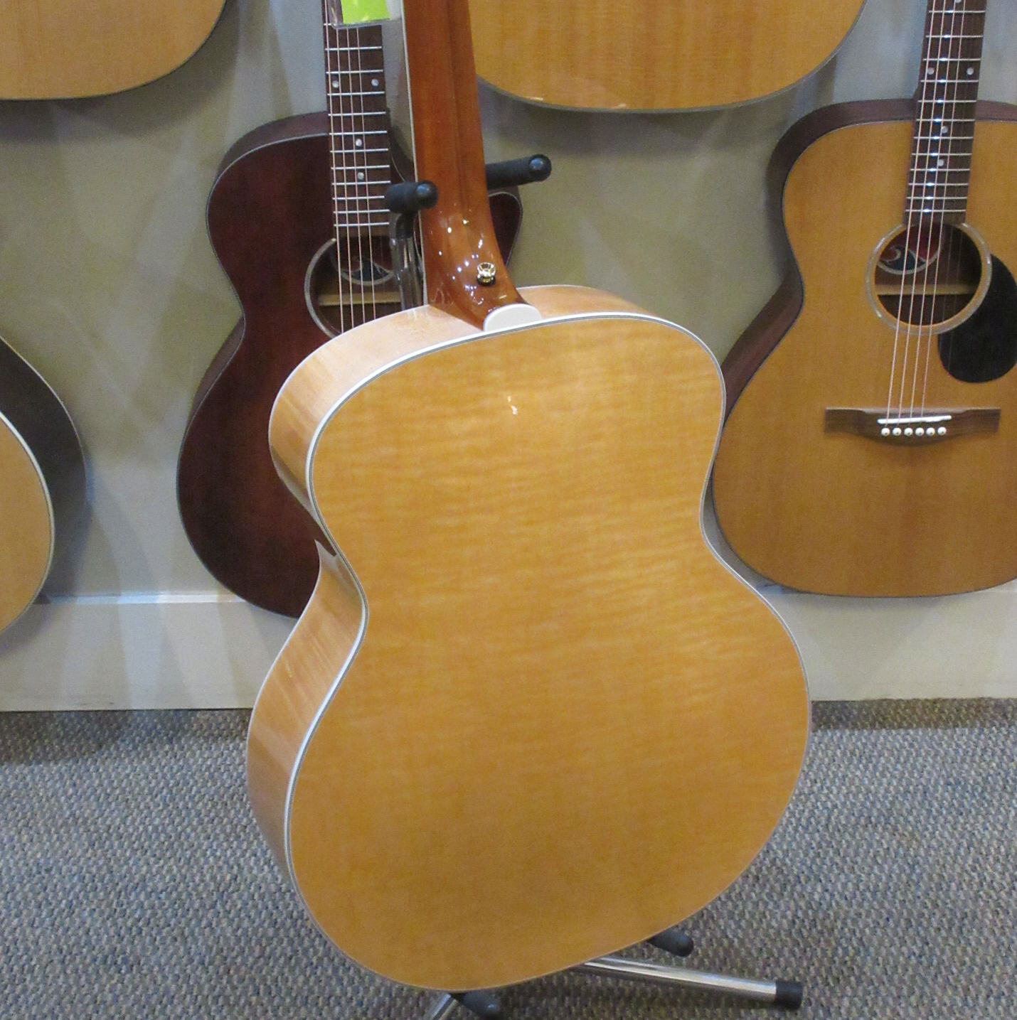 Guild F-55 Maple 2023 - Image 10