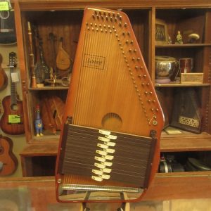 Oscar Schmidt OS-15 Appalachian Autoharp