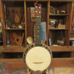 Globe Banjolele 1920's/1930's