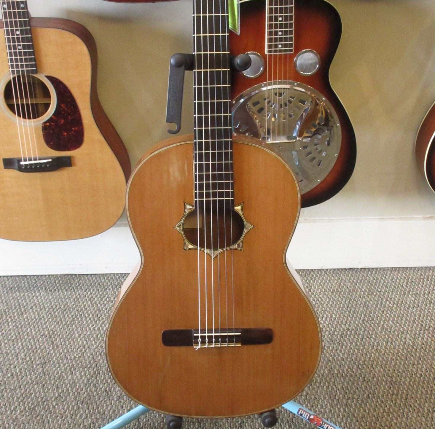 Unlabeled Classical Guitar - Image 5