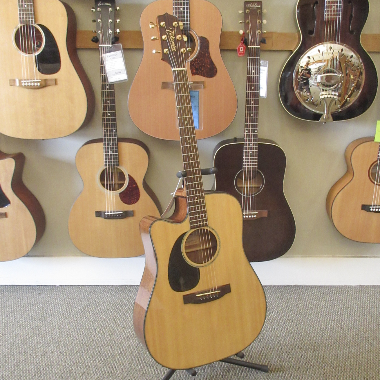 Takamine EG340C-LH - Image 2
