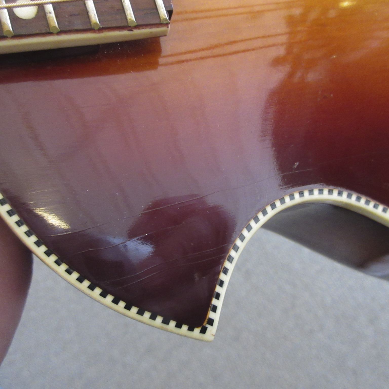 Silvertone (Kay) Venetian Mandolin c.1950/60's - Image 14