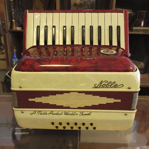 Noble 12 Bass Piano Accordion