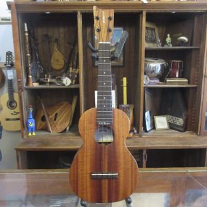 Kamaka HF-2 Concert