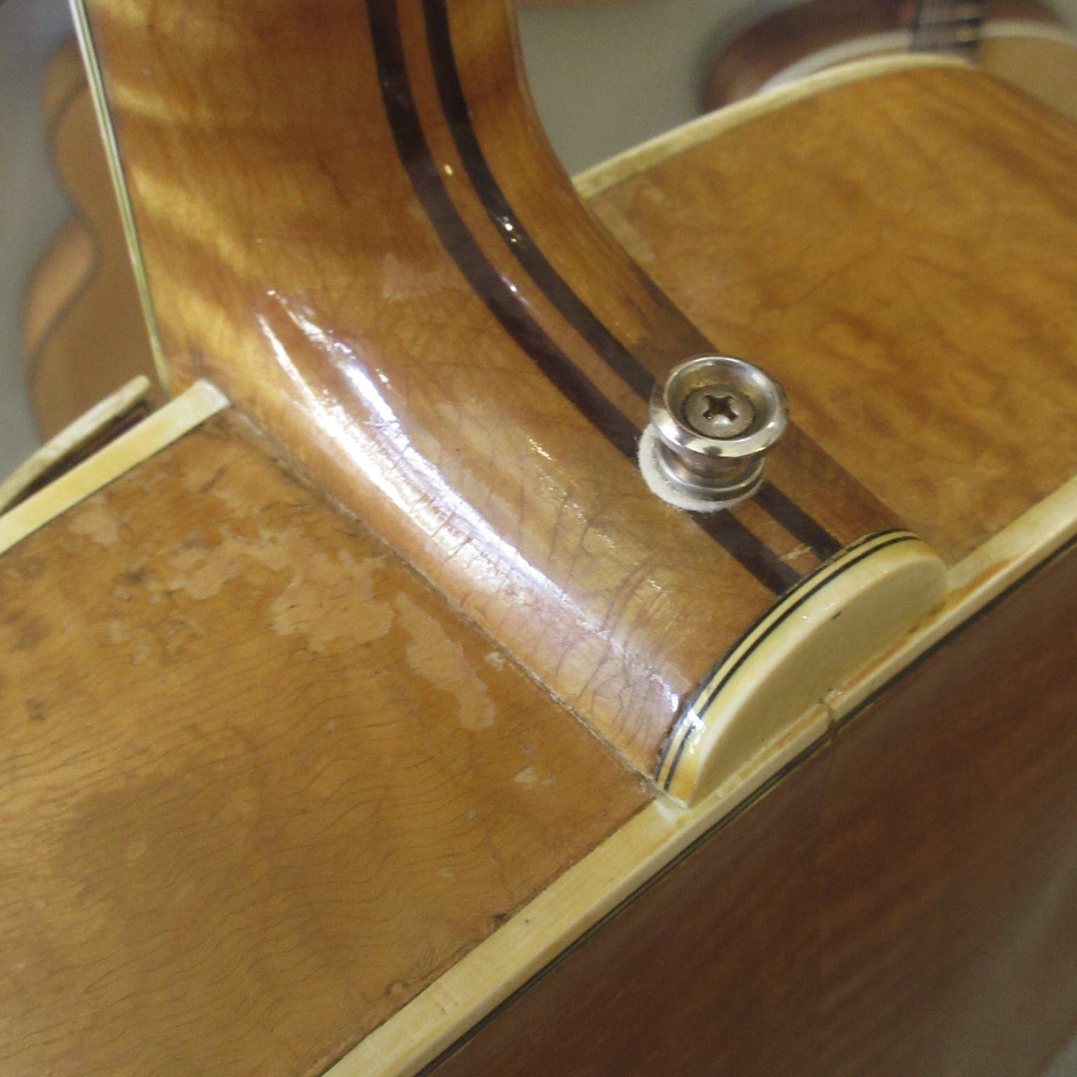 Epiphone Deluxe c.1940 - Image 15