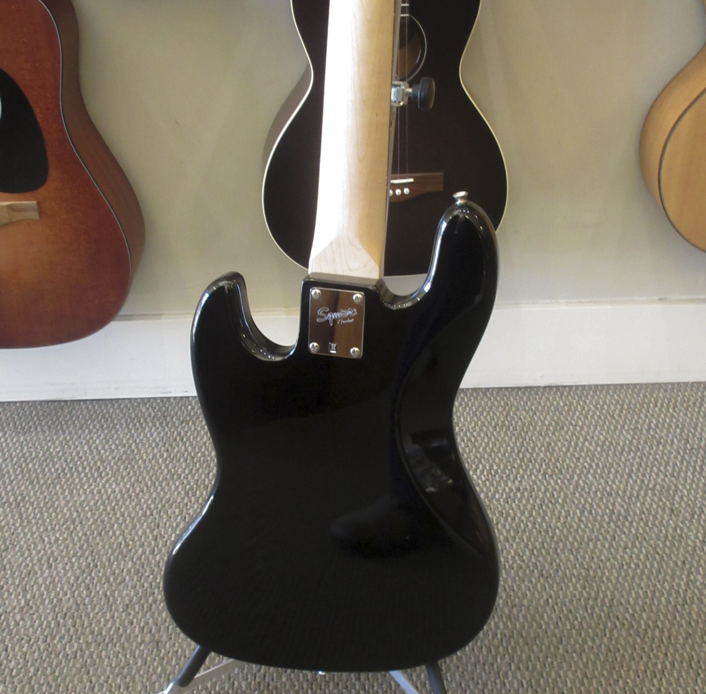 Fender Squier Affinity Series 5-String Jazz Bass - Image 11