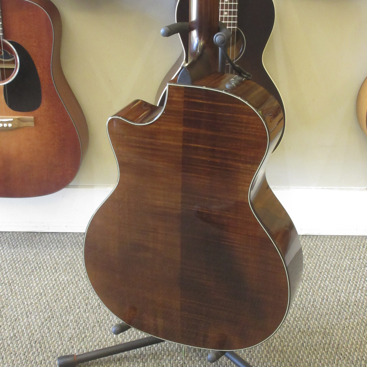 Taylor 614CE 2015 - Image 12