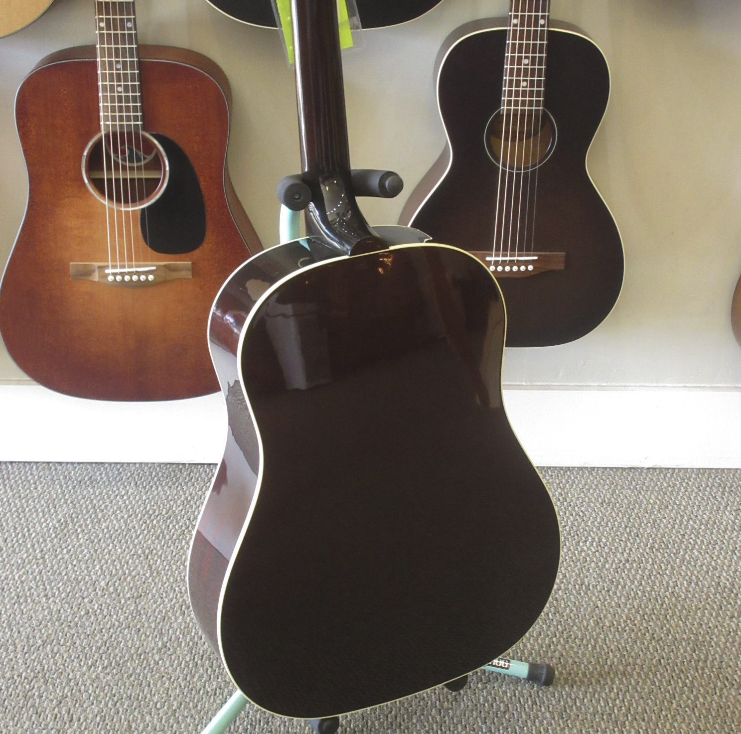 Gibson J-45 2026 - Image 10